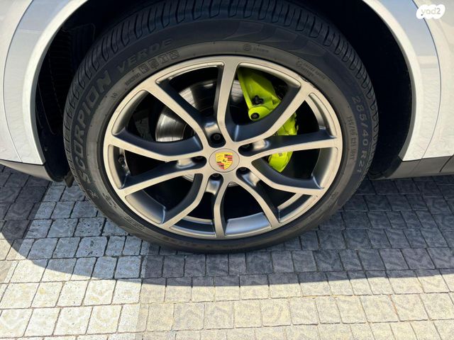 פורשה קאיין