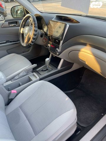 מודעת רכב סובארו פורסטר