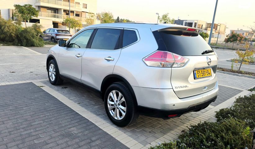 ניסאן אקס טרייל