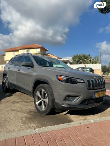 מודעת רכב ג'יפ צ'ירוקי