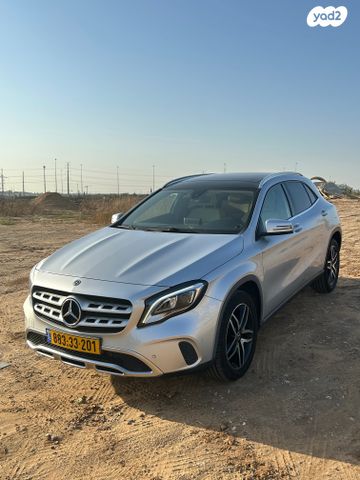 מודעת רכב מרצדס-בנץ GLA