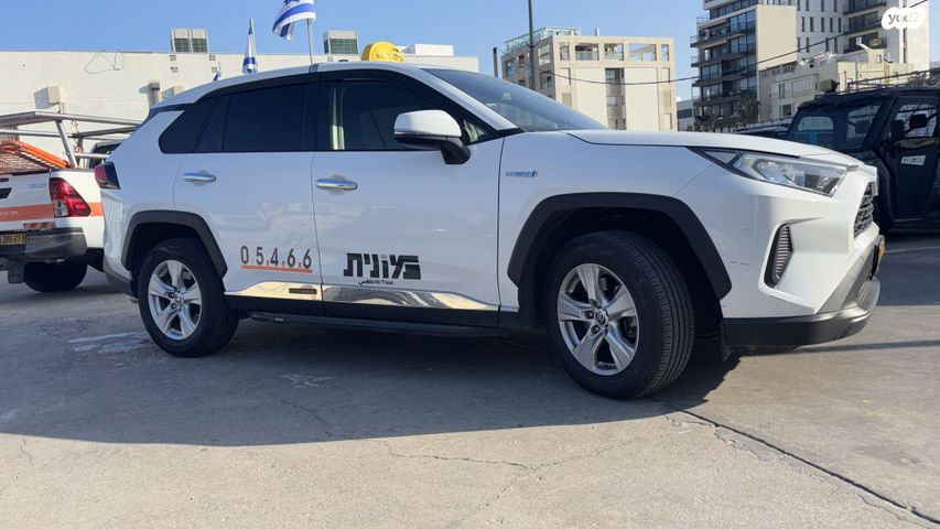 טויוטה RAV4