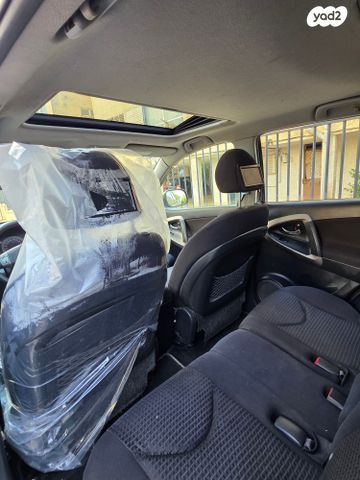 מודעת רכב טויוטה RAV4 1