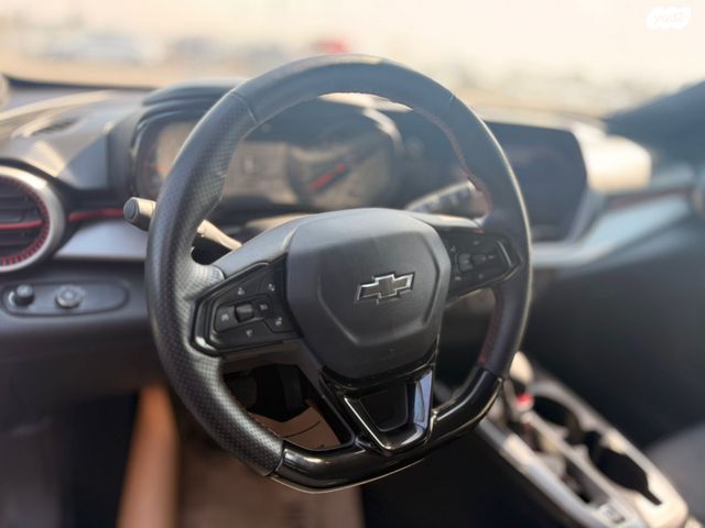 שברולט טראקס