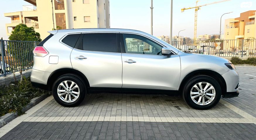 ניסאן אקס טרייל