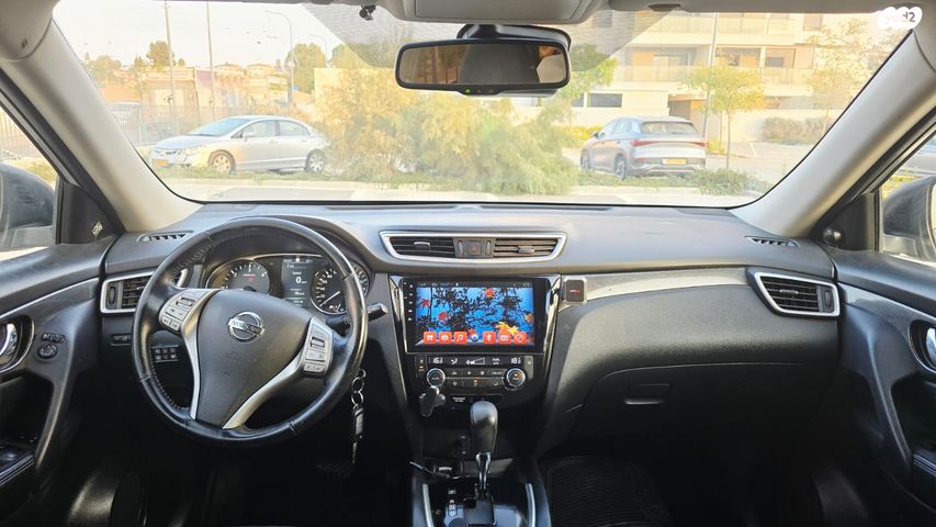 ניסאן אקס טרייל