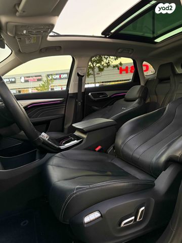 אם ג'י מארוול R