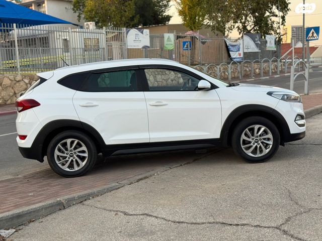 יונדאי טוסון