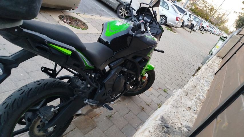 קאוואסאקי Versys 650
