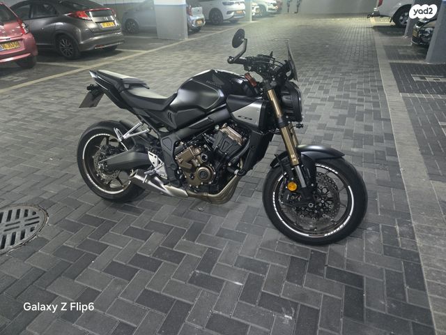 הונדה CB650R