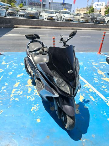 מודעת רכב קימקו דאון-טאון 350