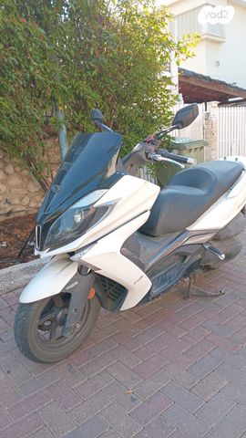 מודעת רכב קימקו דאון-טאון 350