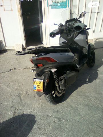 ימאהה טריסיטי 300