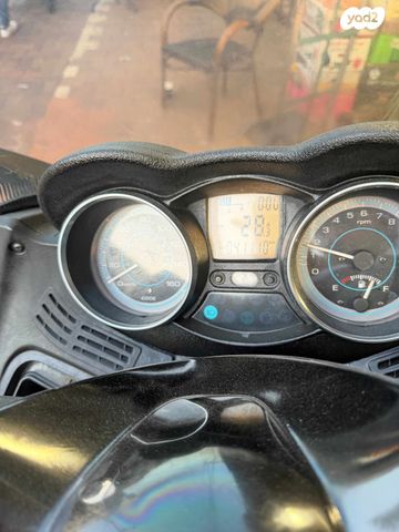 מודעת רכב פיאג'ו X-Evo 250