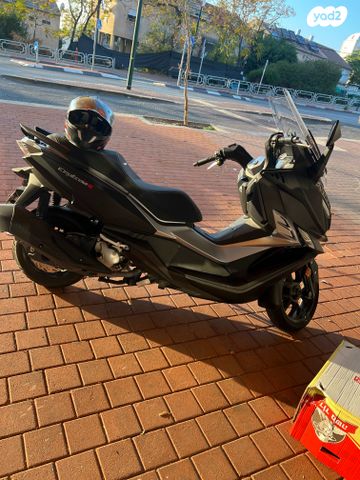 סאן יאנג קרוזים 300 אלפא