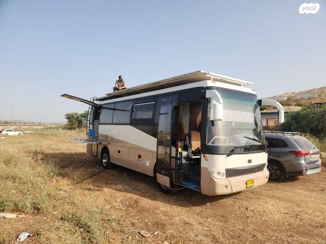 מודעת רכב ממונע אוטוקראוון