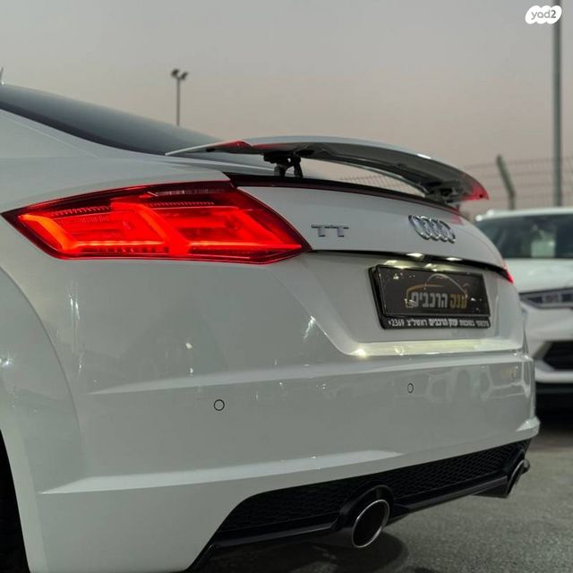 אאודי TT