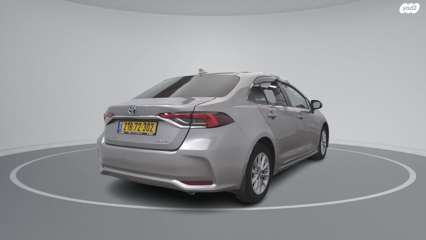 טויוטה קורולה