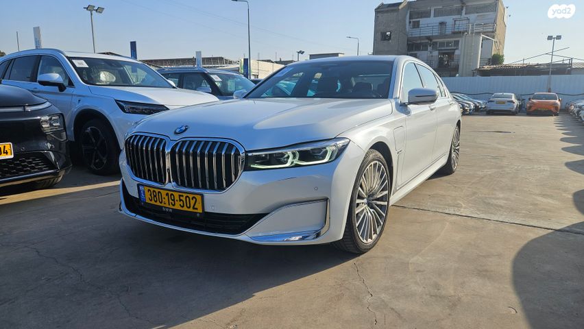 מודעת רכב ב מ וו סדרה 7