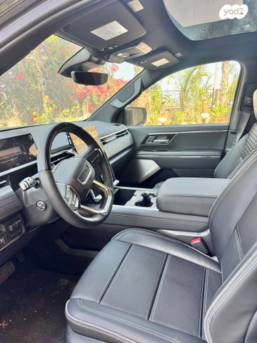 ג'י.אם.סי סיירה EV  