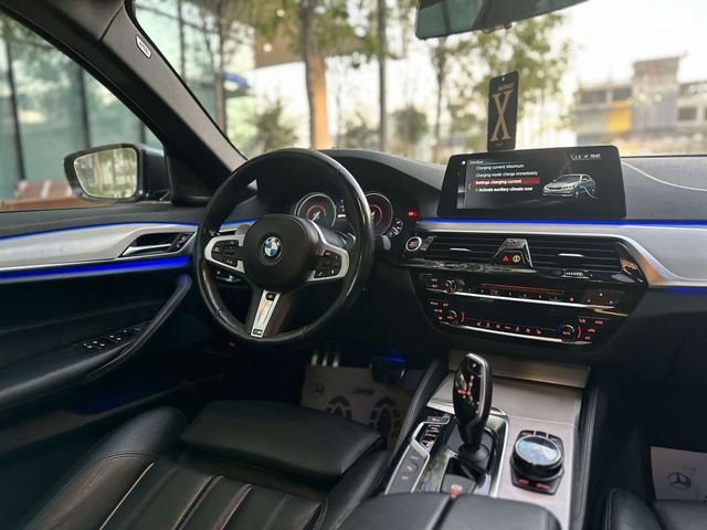 ב מ וו סדרה 5