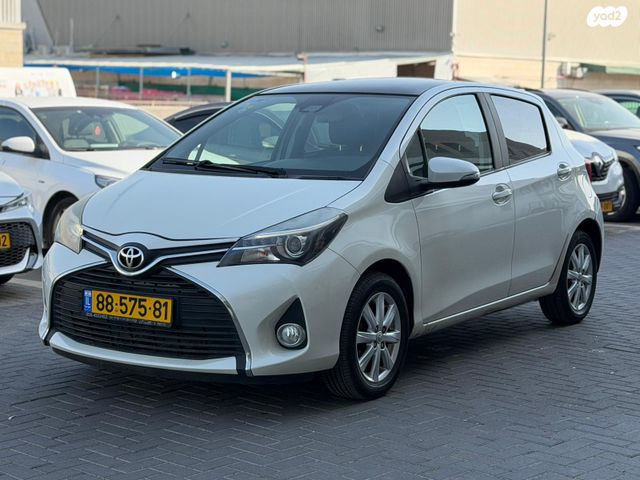 מודעת רכב טויוטה יאריס