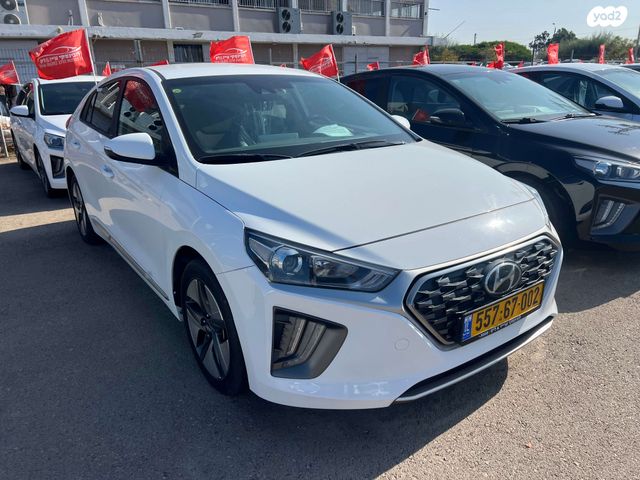 יונדאי איוניק