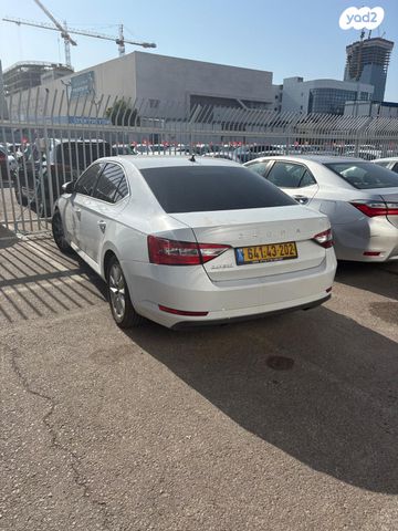 מודעת רכב סקודה סופרב