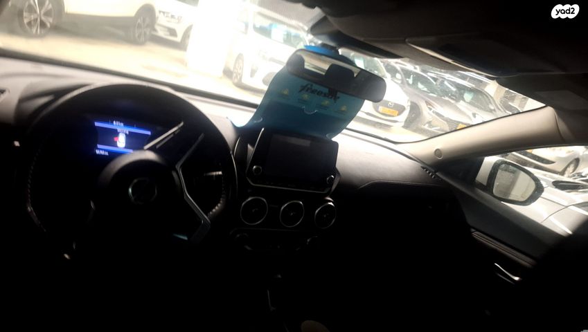 ניסאן סנטרה