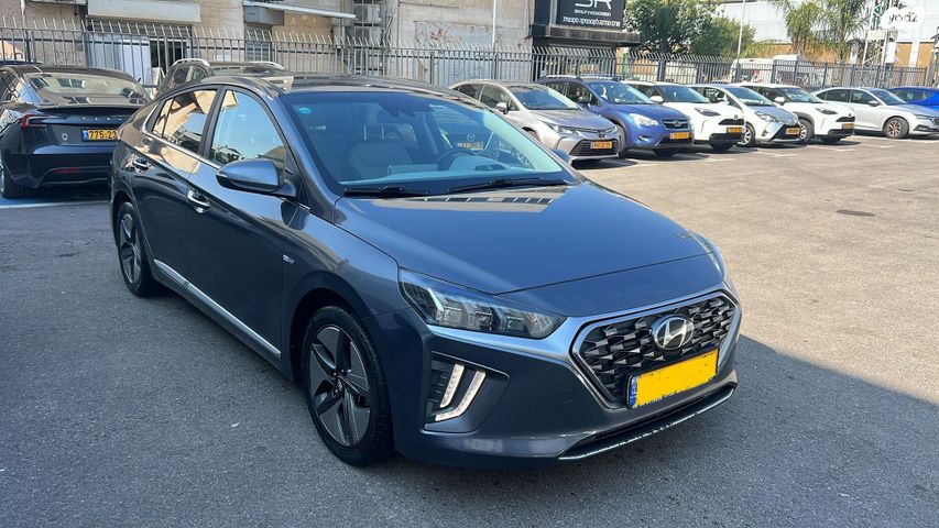 יונדאי איוניק