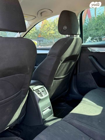 סקודה אוקטביה 