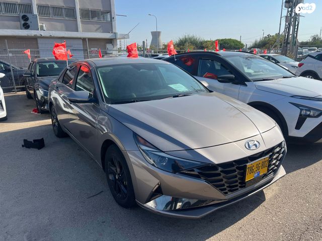 יונדאי אלנטרה