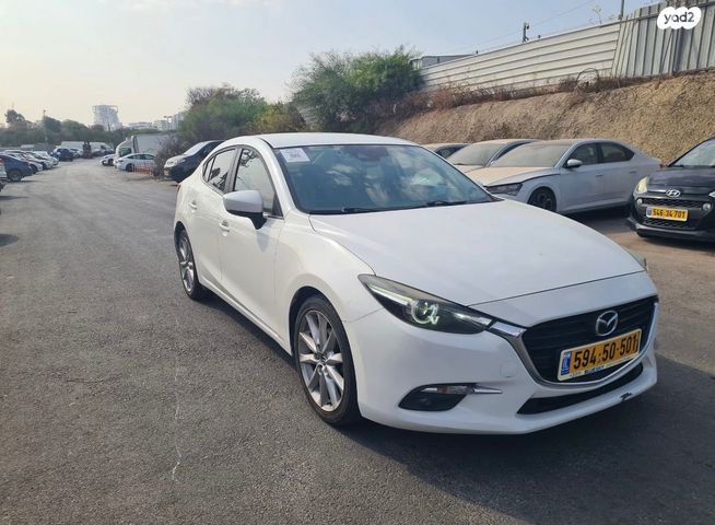 מודעת רכב מאזדה 3