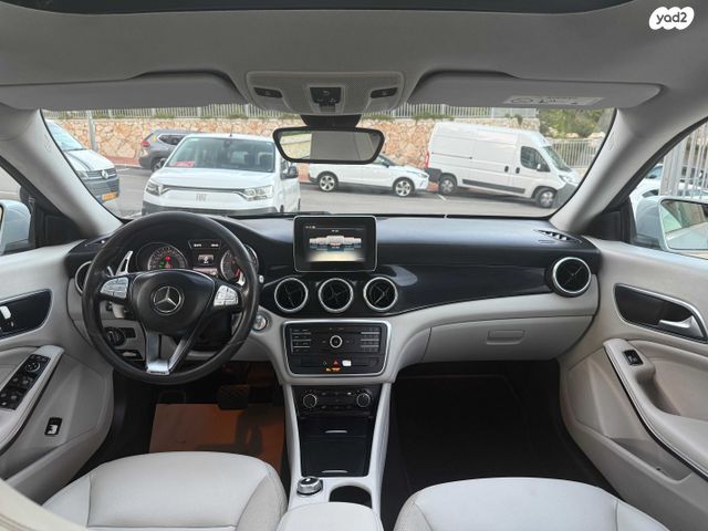 מרצדס-בנץ CLA