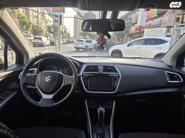 סוזוקי קרוסאובר