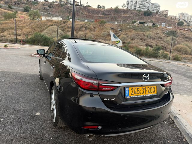 מאזדה 6