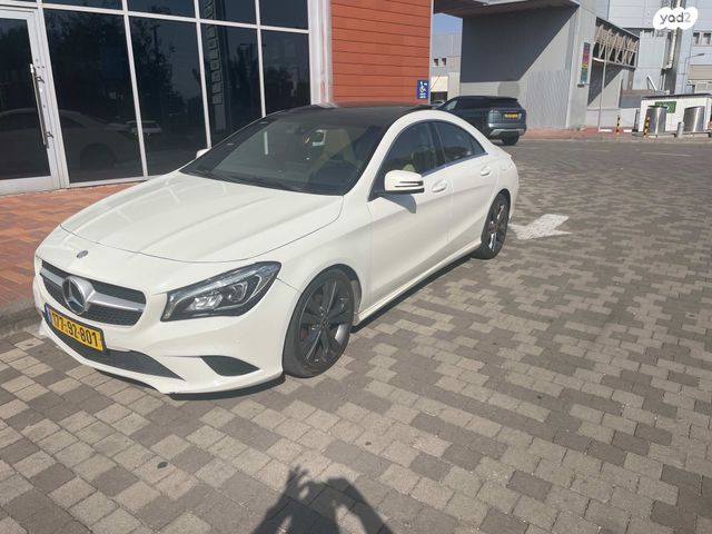מודעת רכב מרצדס-בנץ CLA