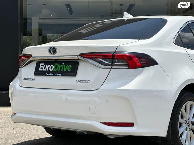 טויוטה קורולה