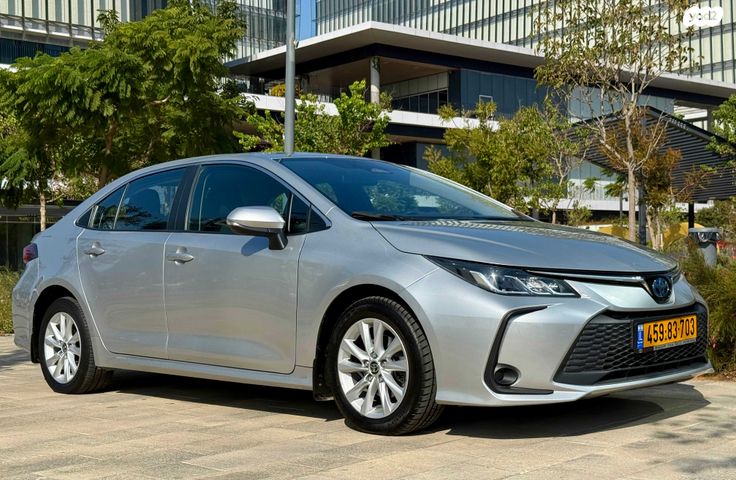 מודעת רכב טויוטה קורולה