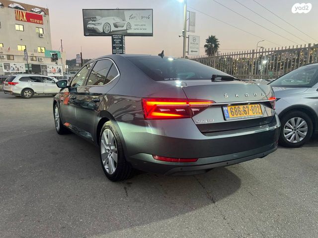 סקודה סופרב