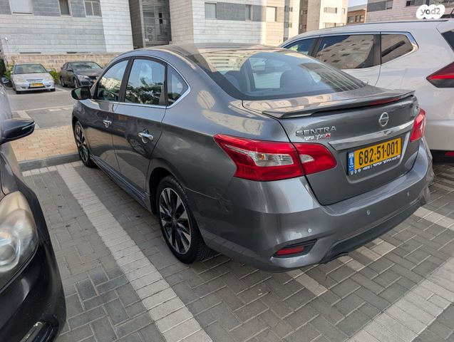 ניסאן סנטרה
