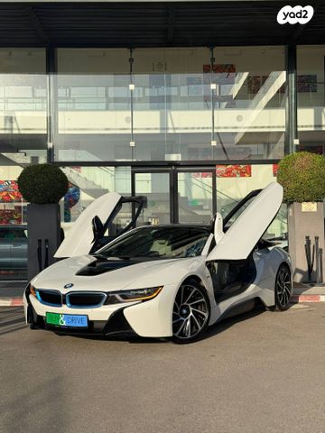 מודעת רכב ב מ וו i8