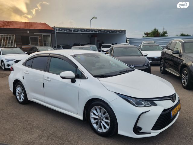 מודעת רכב טויוטה קורולה