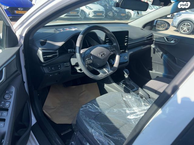 יונדאי איוניק