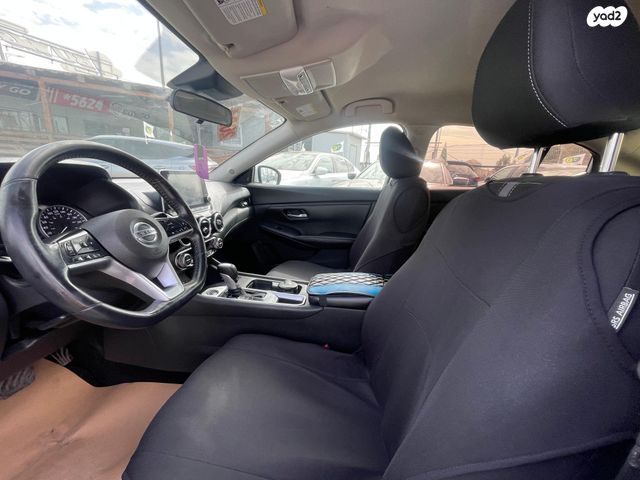 ניסאן סנטרה