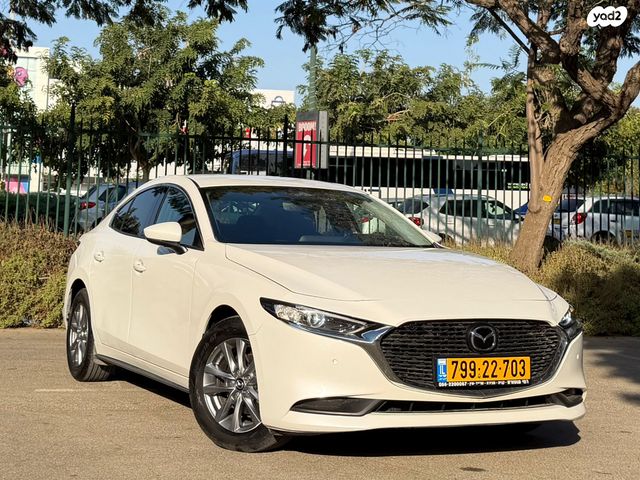 מודעת רכב מאזדה 3