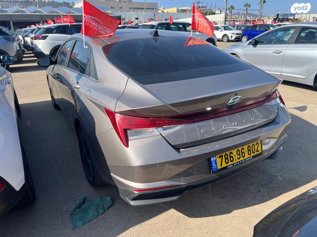 יונדאי אלנטרה