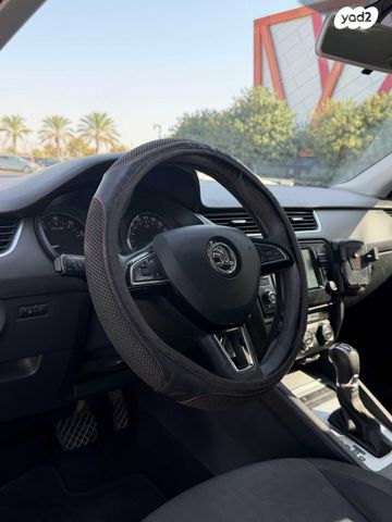 סקודה אוקטביה 