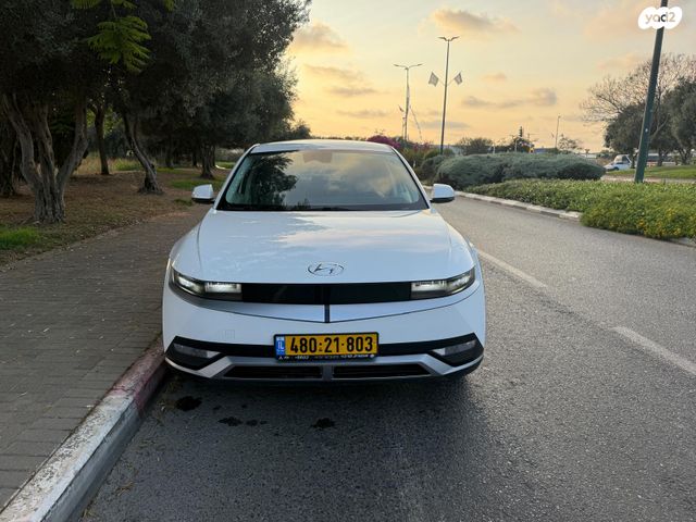 יונדאי איוניק 5