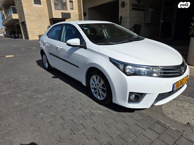 מודעת רכב טויוטה קורולה